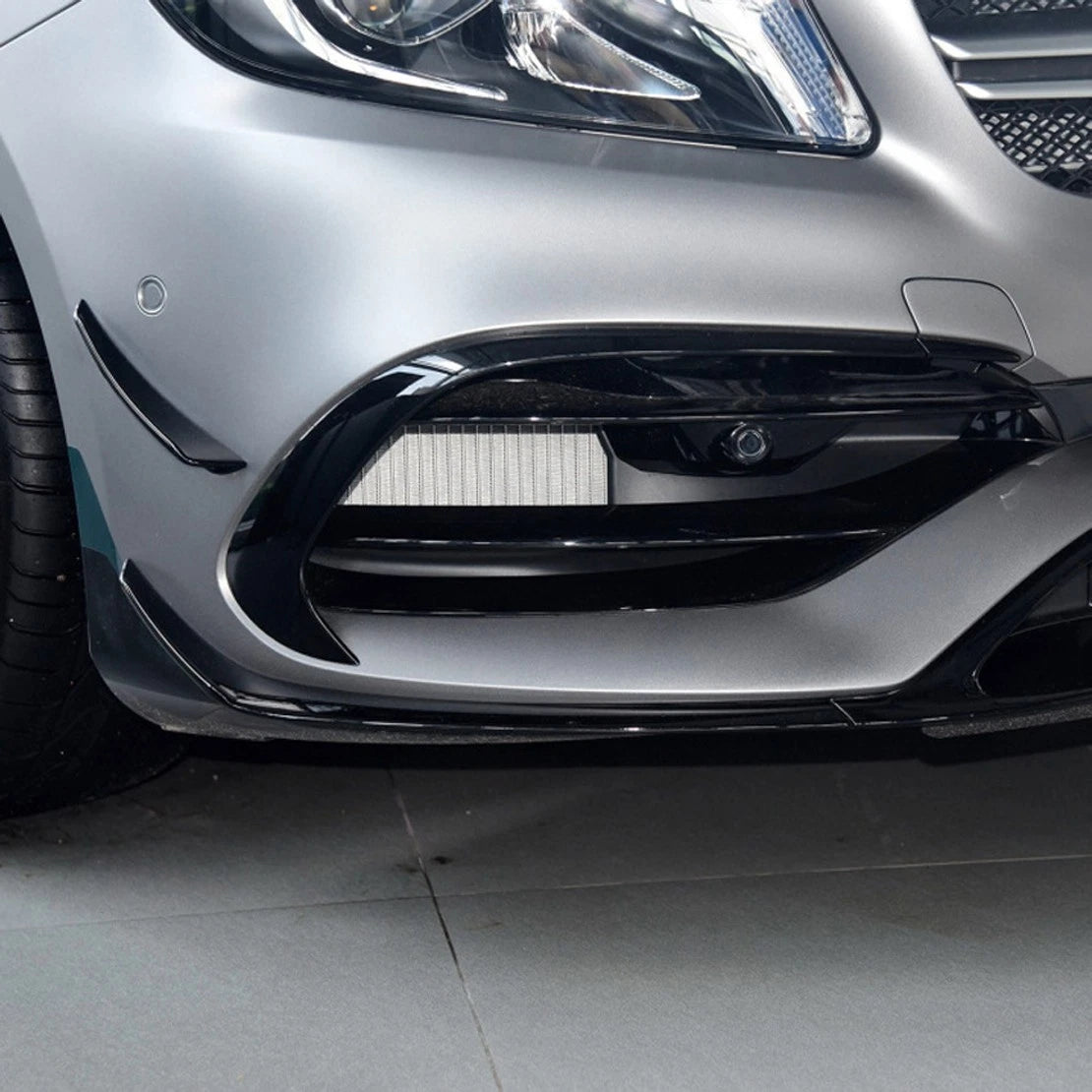 Bumper Lip Splitter Spoiler Canards for Benz W176 A250 AMG (2016-2018)