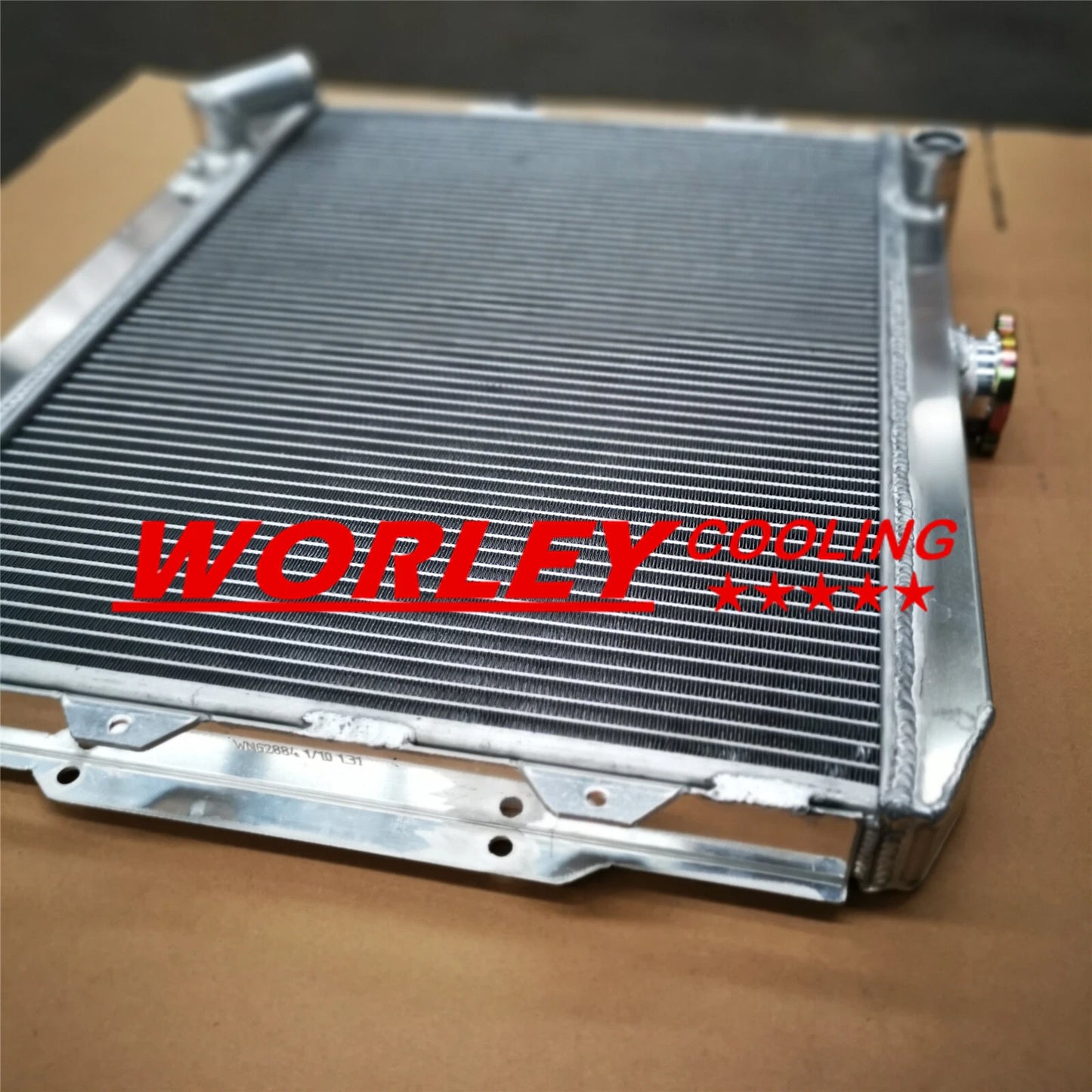 3ROW Aluminum Radiator for Mitsubishi Montero/Shogun II V23W/V43W (90-00)