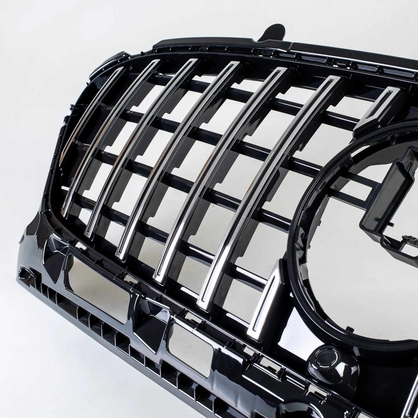 Front Grille for Mercedes Benz GLA-Class H247 2020-2023 AMG Chrome