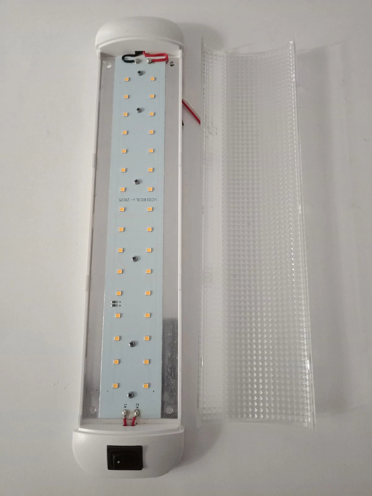 LED Cabin Light 12/24V, 32 LED, Super Bright Warm White, 9W, 430 Lumen