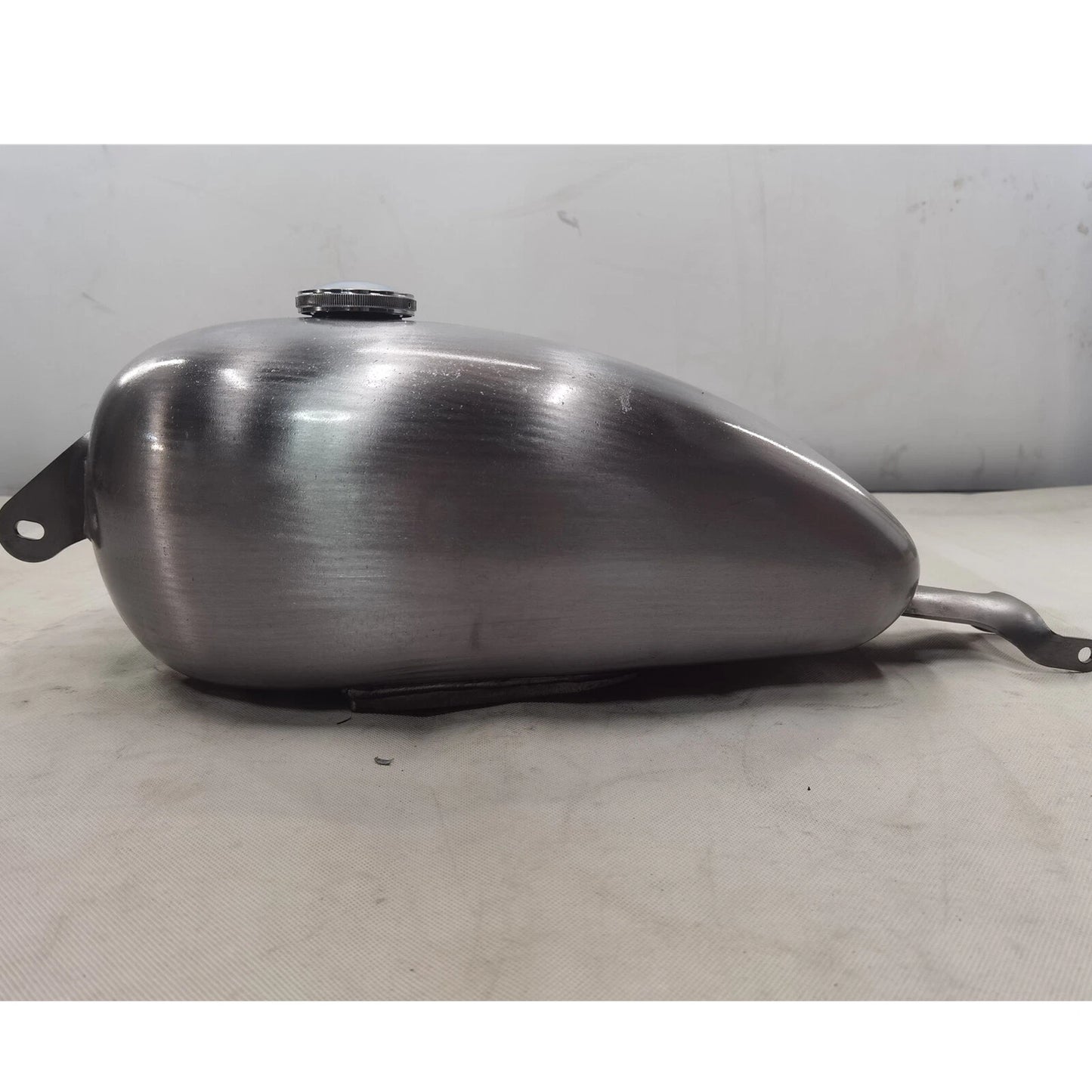 8L Silver Petrol Gas Fuel Tank for Harley Sportster X48 XL1200 883 (2007-2022)