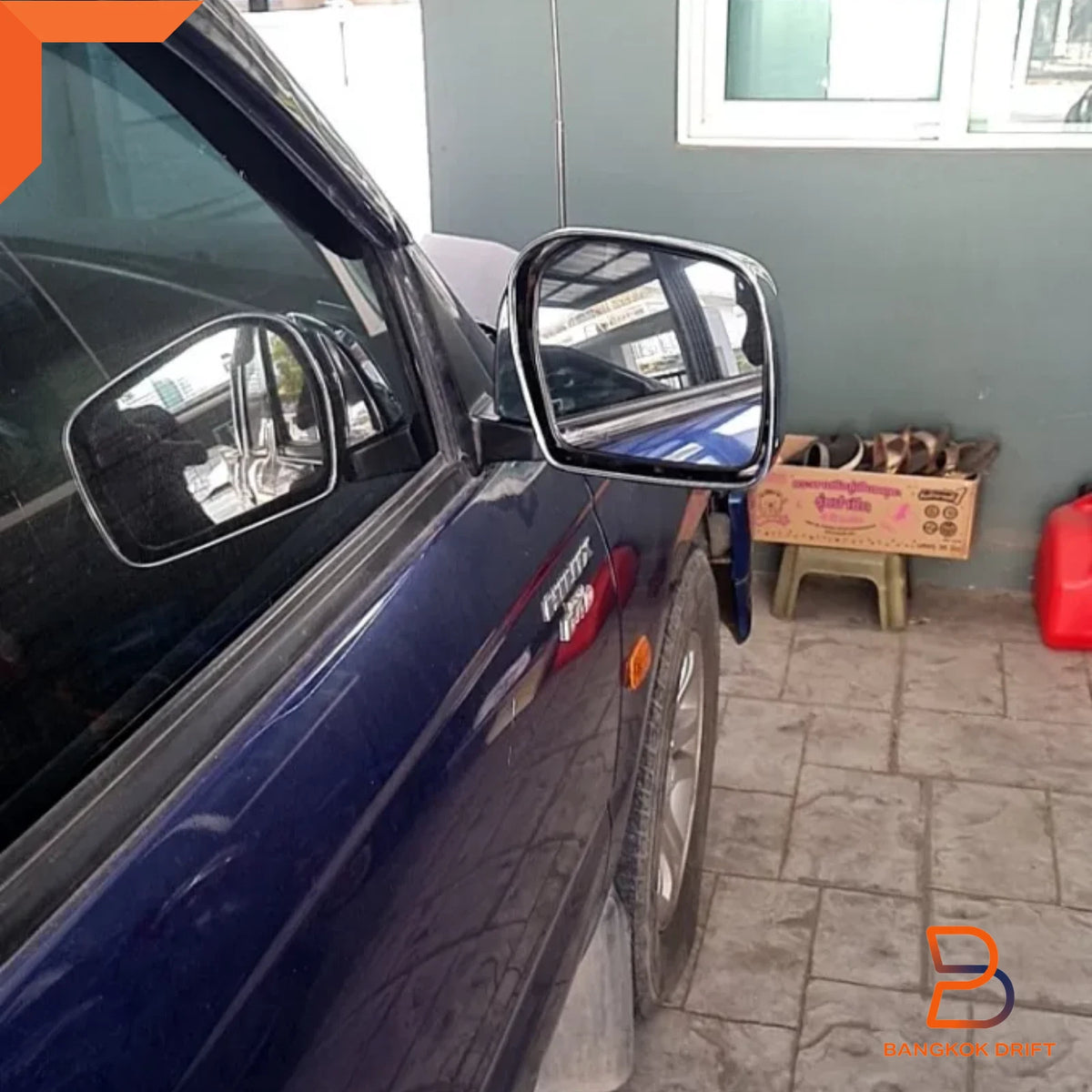 Chrome Manual Side Mirrors for Toyota Hilux Ute Tiger D4D (1997-2004)