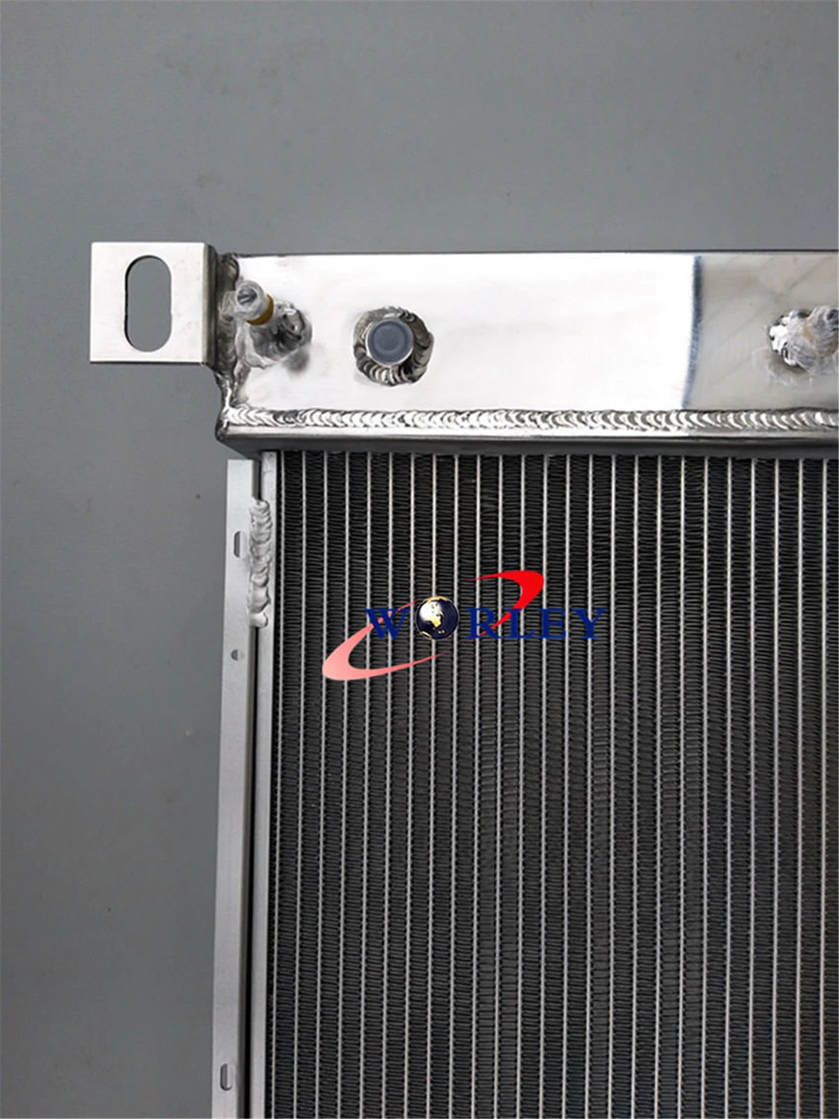 34" Aluminum Radiator for 2005-2006 Cadillac Escalade ESV (2005-2006)