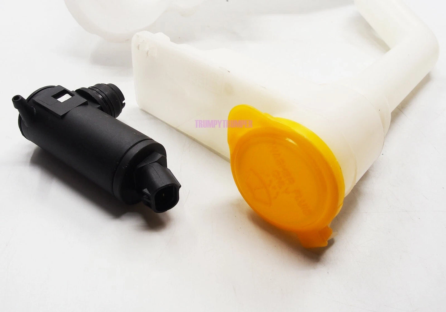 Windshield Washer Tank for Toyota Hilux Vigo MK6 MK7 AN10 AN20 AN30 (2005-2014)
