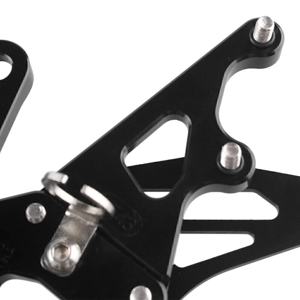 2 x CNC Rear Set Footrest Pegs for Suzuki Hayabusa GSX1300R (1999-2020)