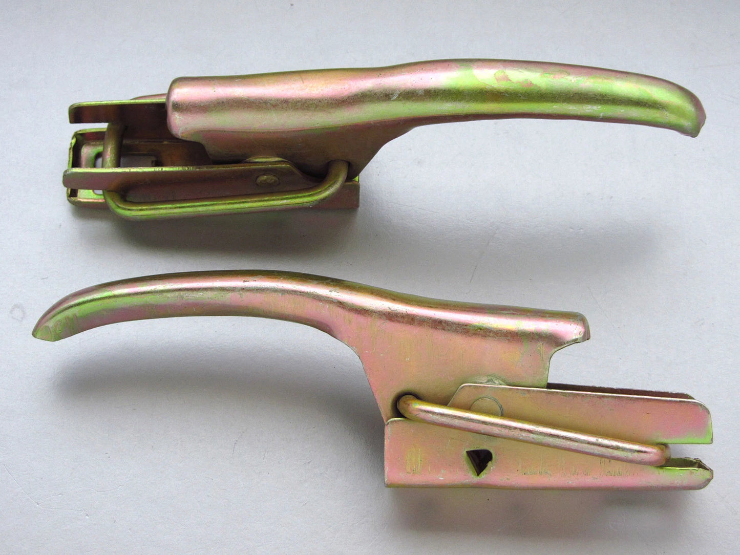 Tailgate Side Handle Locker for Isuzu Holden Rodeo TF TFR KB KBZ Brava (80-88)