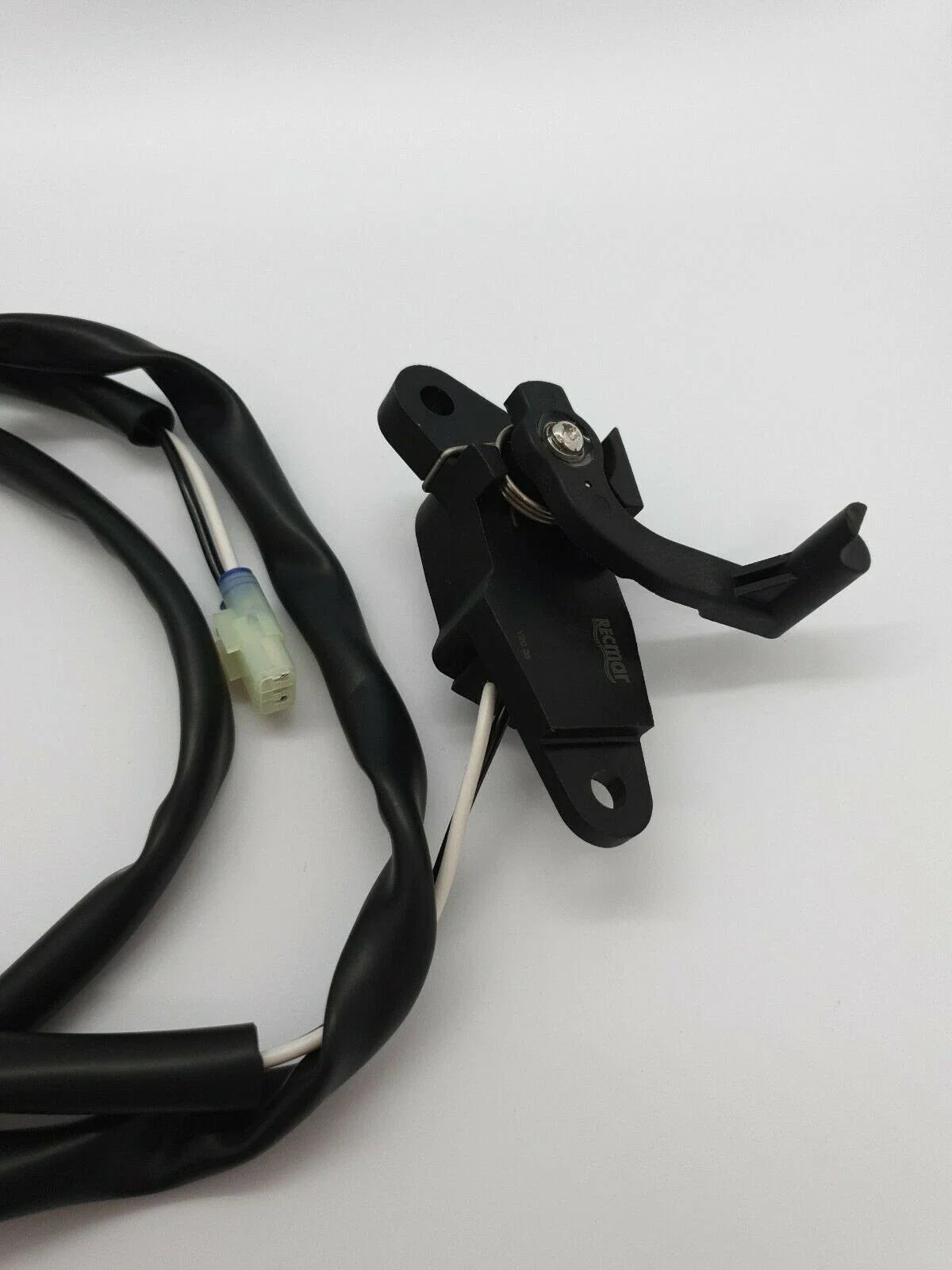 Trim Sender for Suzuki Outboard DF25/DF30/DF40/DF50/DF60/DF70/DF115/DF140/DF150