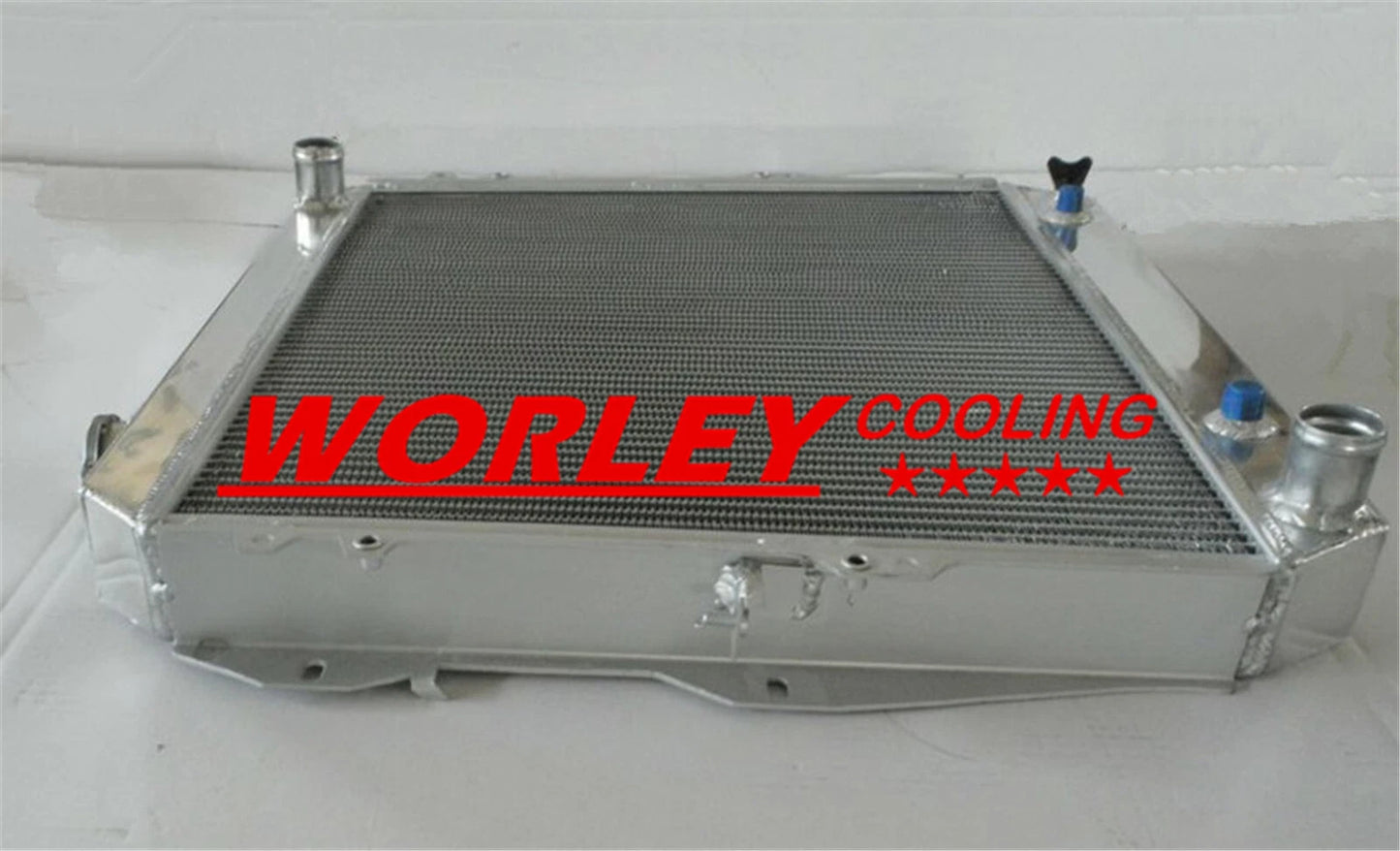 Aluminum Radiator for Toyota 4Runner Hilux VZN130 3L 3VZ-FE V6 (1995-2002)