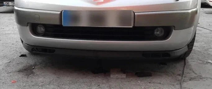 2 Piece Front Bumper Splitter for Renault Megane Mk2 (2002-2008)