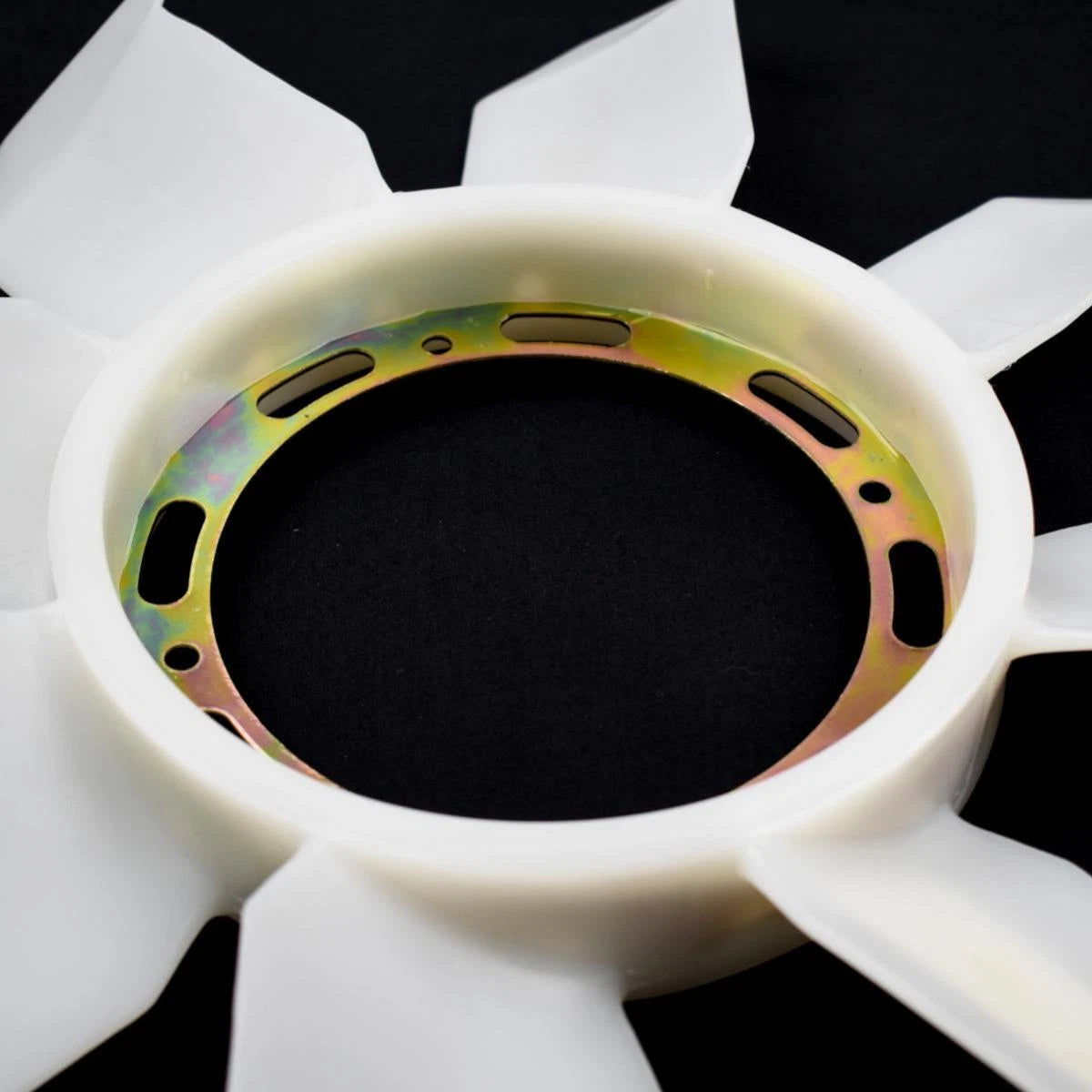 Radiator Cooling Fan Blade Fits Mitsubishi Strada L200 Pajero Petrol 2.8 A/T D06