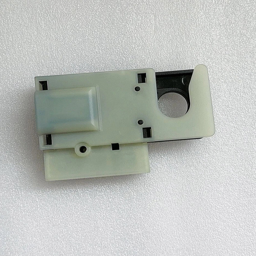 Brake Light Switch for Cadillac Chevrolet (15038393, 15128874, 15158767, 15161650)