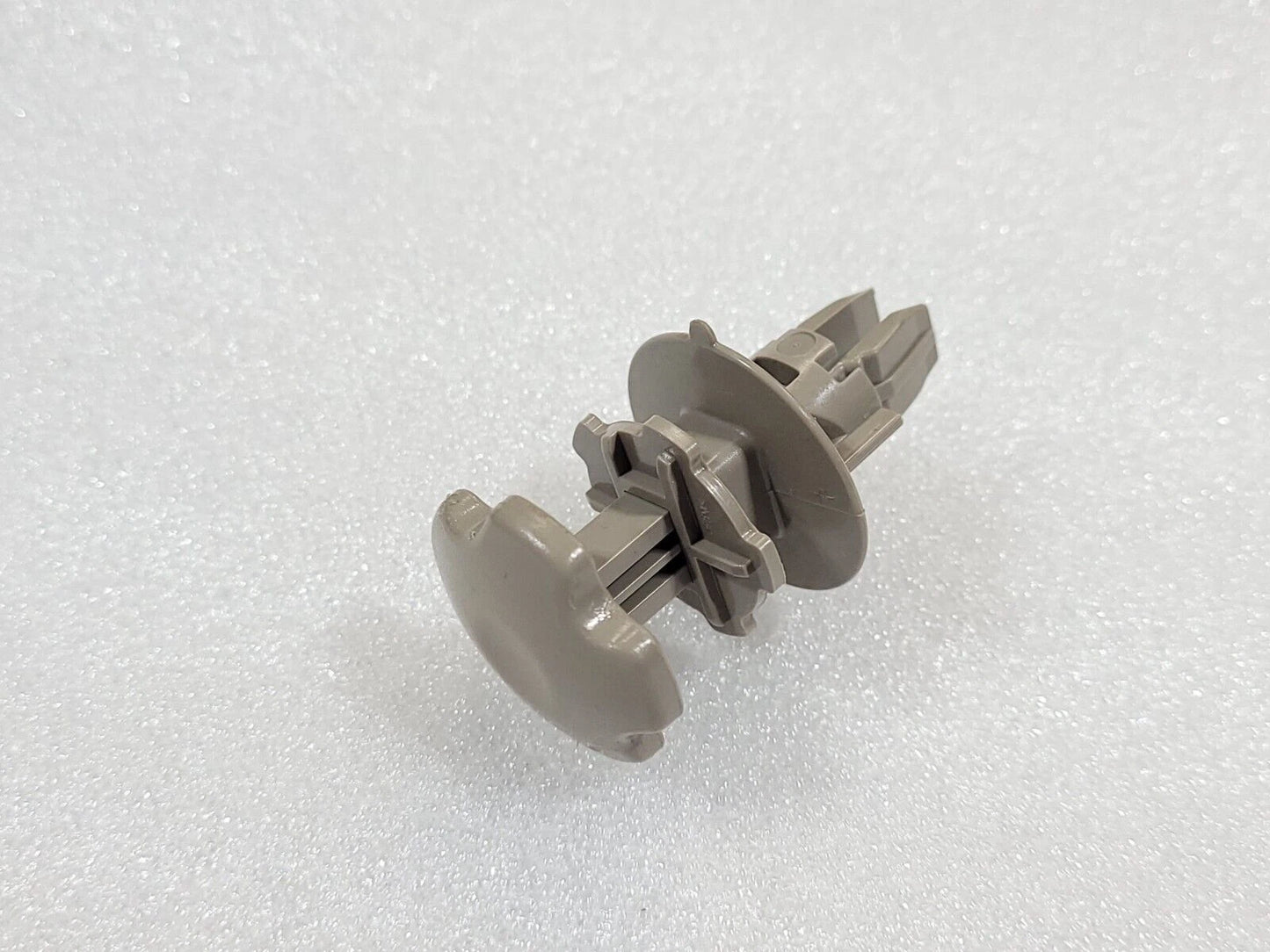 Cabin Upholstery Panel Clip Screw Plug Cap for Toyota Sienna (2004–2010)