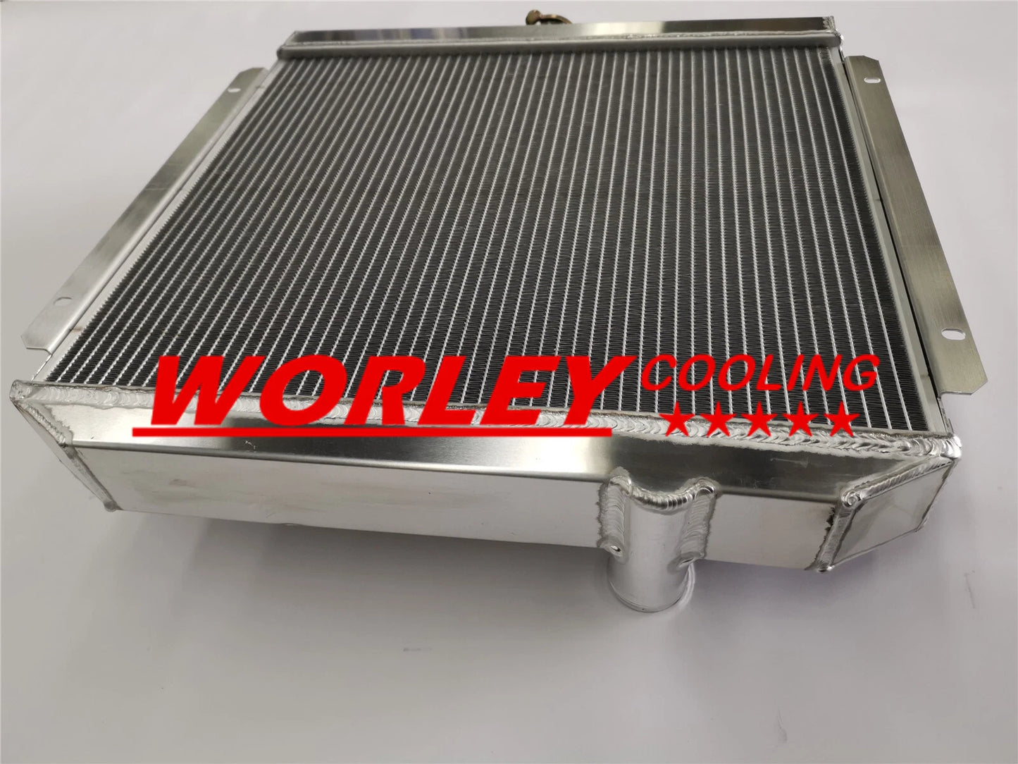 42mm Aluminum Radiator for Ford Falcon XY XW 4.1L 3.6L GT 6Cyl (1969-1972)