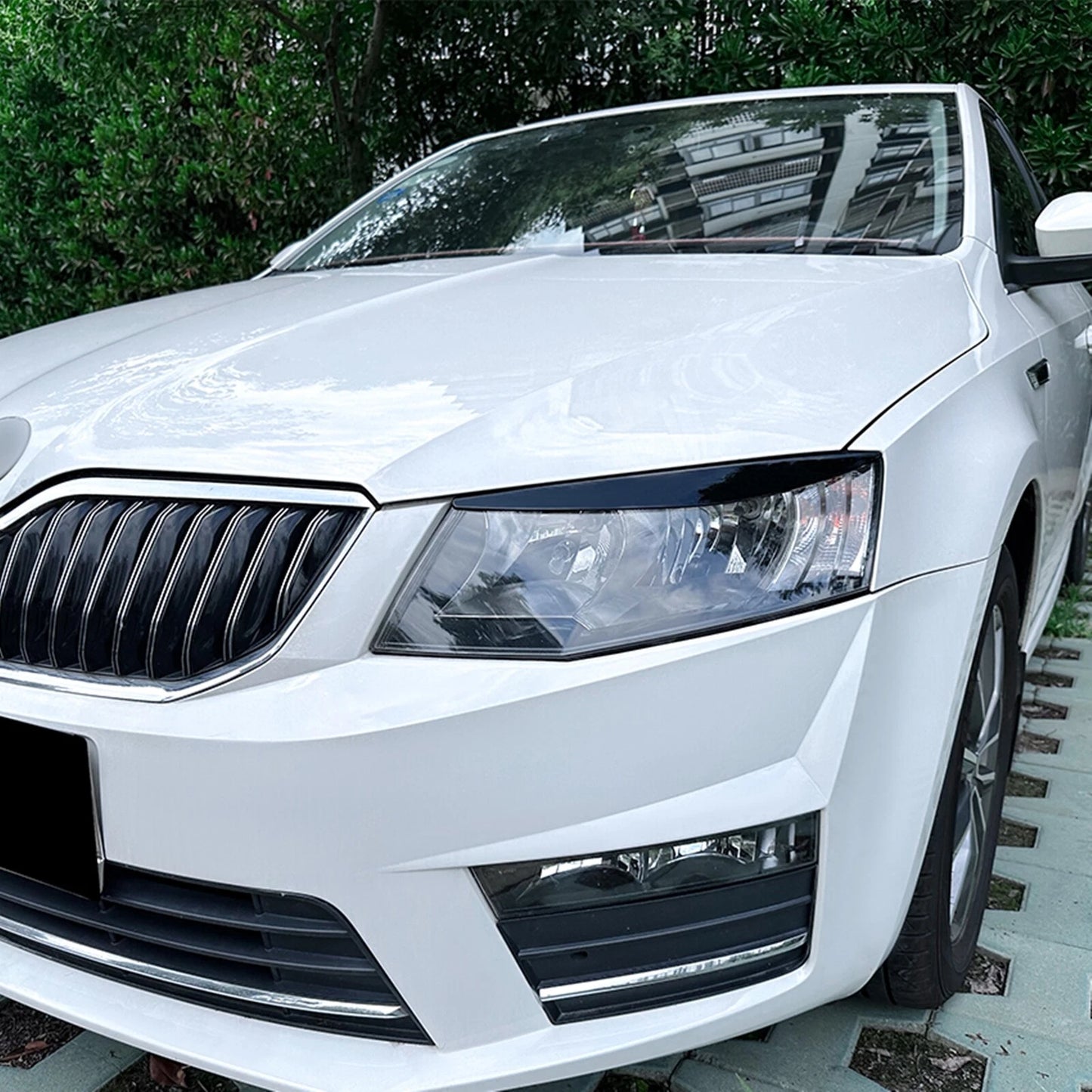 Headlight Eyelid Trim for Skoda Octavia MK3 (2015-2017)