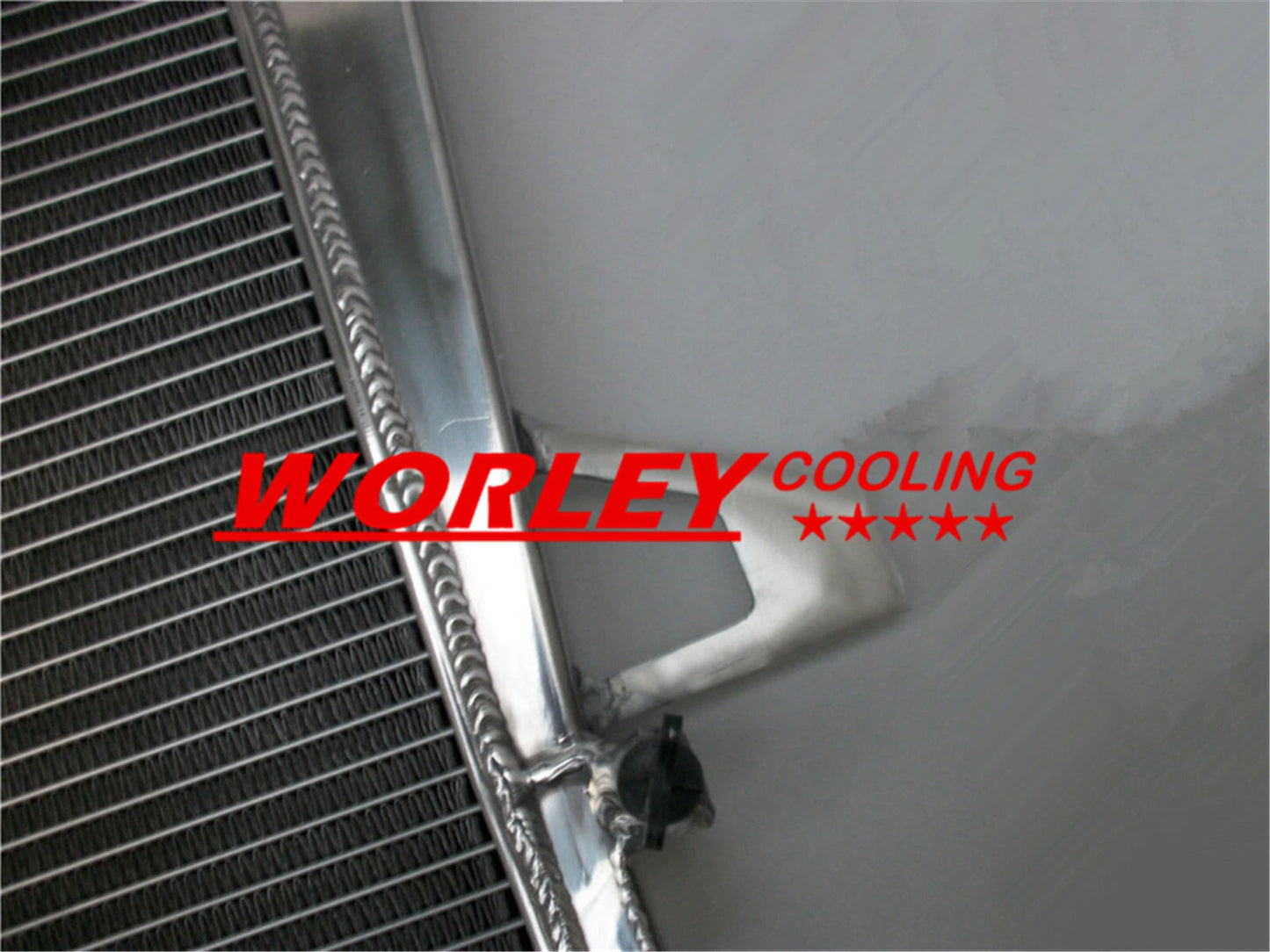 Aluminum Radiator & Fans for Ford F100 F150 F250 F350 Bronco V8 (1987-1997)