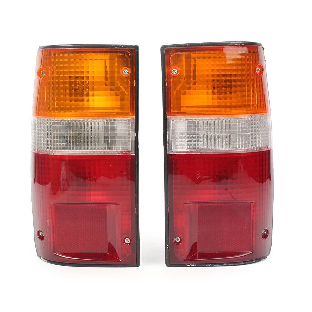 Car Rear Taillight Lamp for Toyota Hilux Pickup LN50 RN50 (1989-1995)