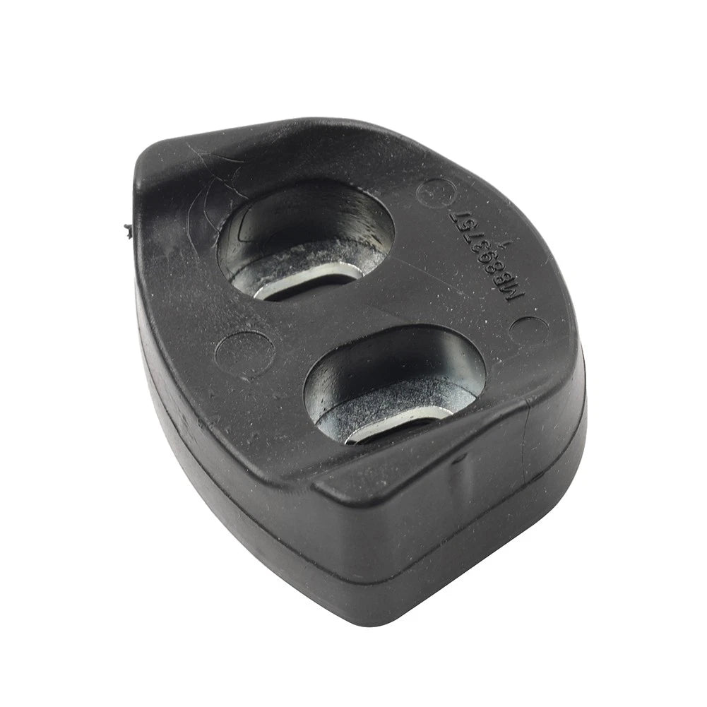 Rubber Tailgate Damper Bump Stop for Mitsubishi Pajero Montero (2000-2006)
