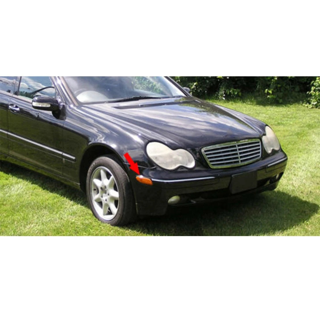 Right Side Marker Turn Signal Light Lens for Benz C-Class W203 (2001-2007)