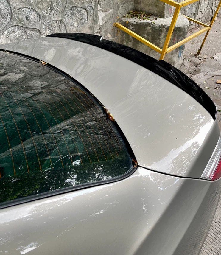 Rear M4 Style Spoiler Wing Glossy Black for BMW E60 5 Series Sedan (2003-2010)