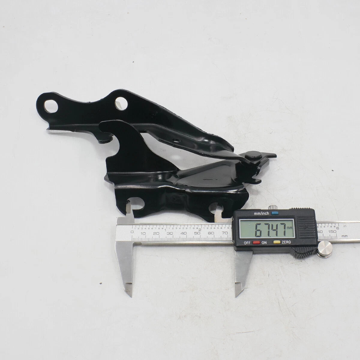 Bonnet Lock Hinge x2 for Toyota Camry XV20 1996-2001