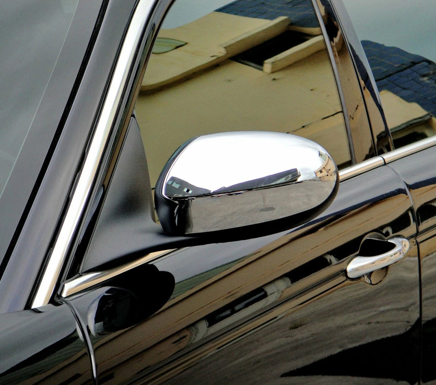 Chrome Side Door Mirror Covers for Jaguar XJ X350 (2003-2007)