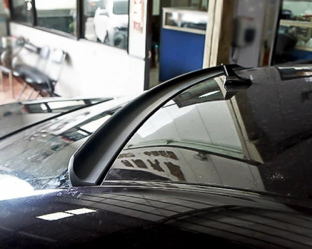 Black Roof Spoiler for Audi A8 D4 (2010-2017)