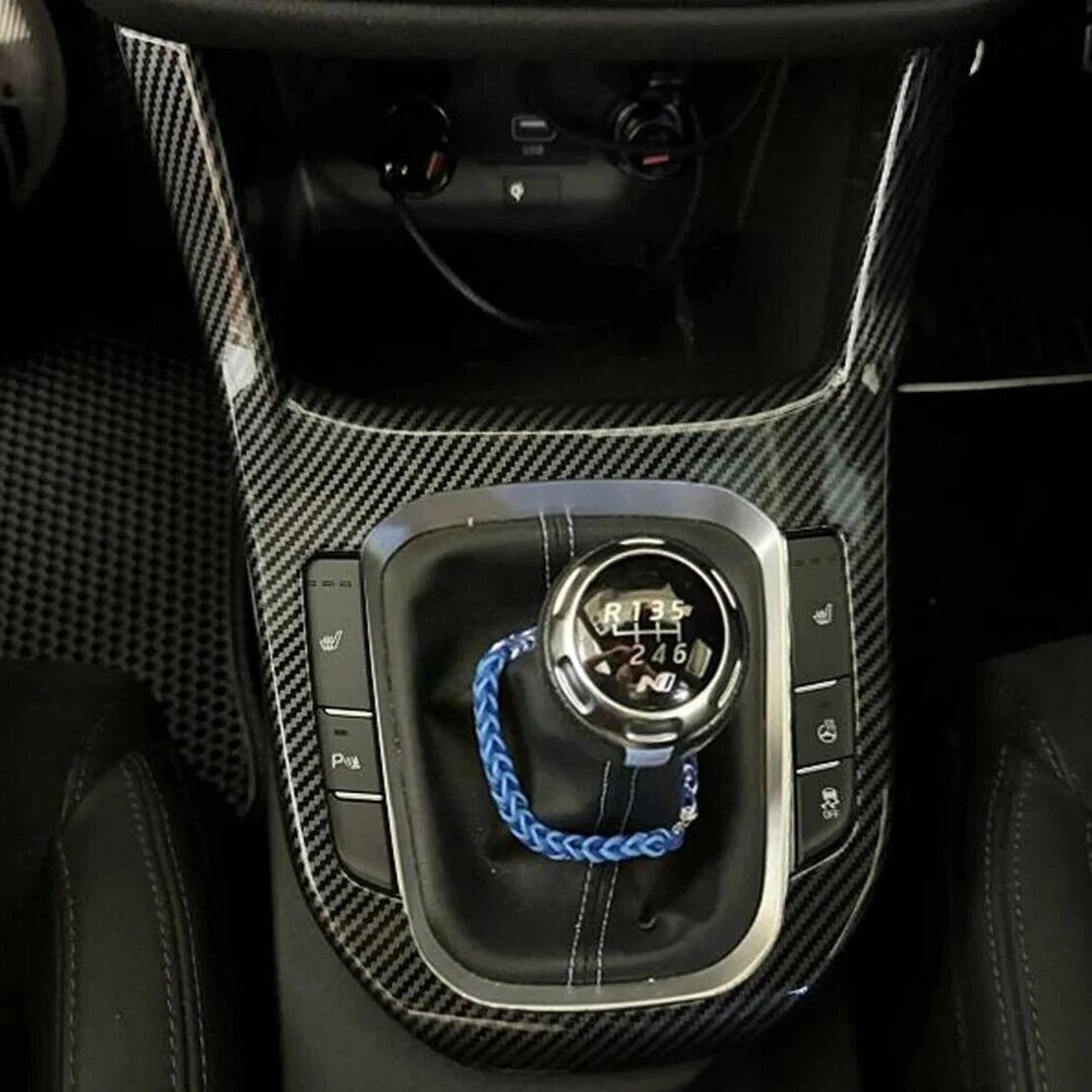 Carbon Fiber Manual Gear Shift Panel Cover Trim for Hyundai i30 (2007-2012)