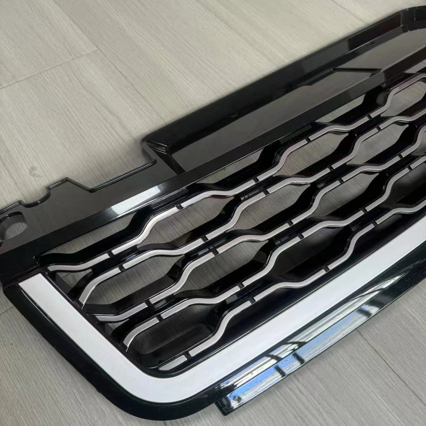 Upper Grille Mesh for Land Rover Range Rover Sport (2018-2022)