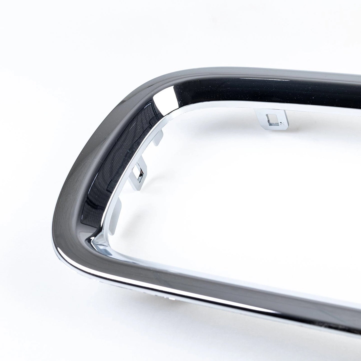 Chrome Front Grill Trim for BMW E65 E66 E67 (2001-2005)