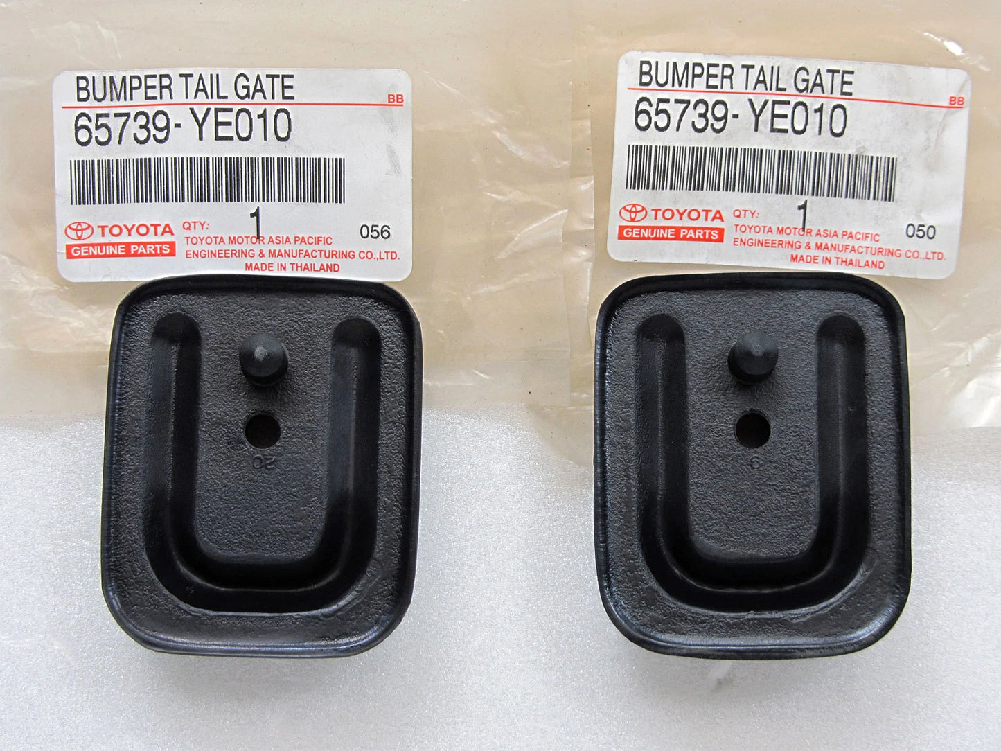 Genuine Toyota Hilux Tray Tailgate Bumper for LN85, LN106, LN167 (1988-2005)