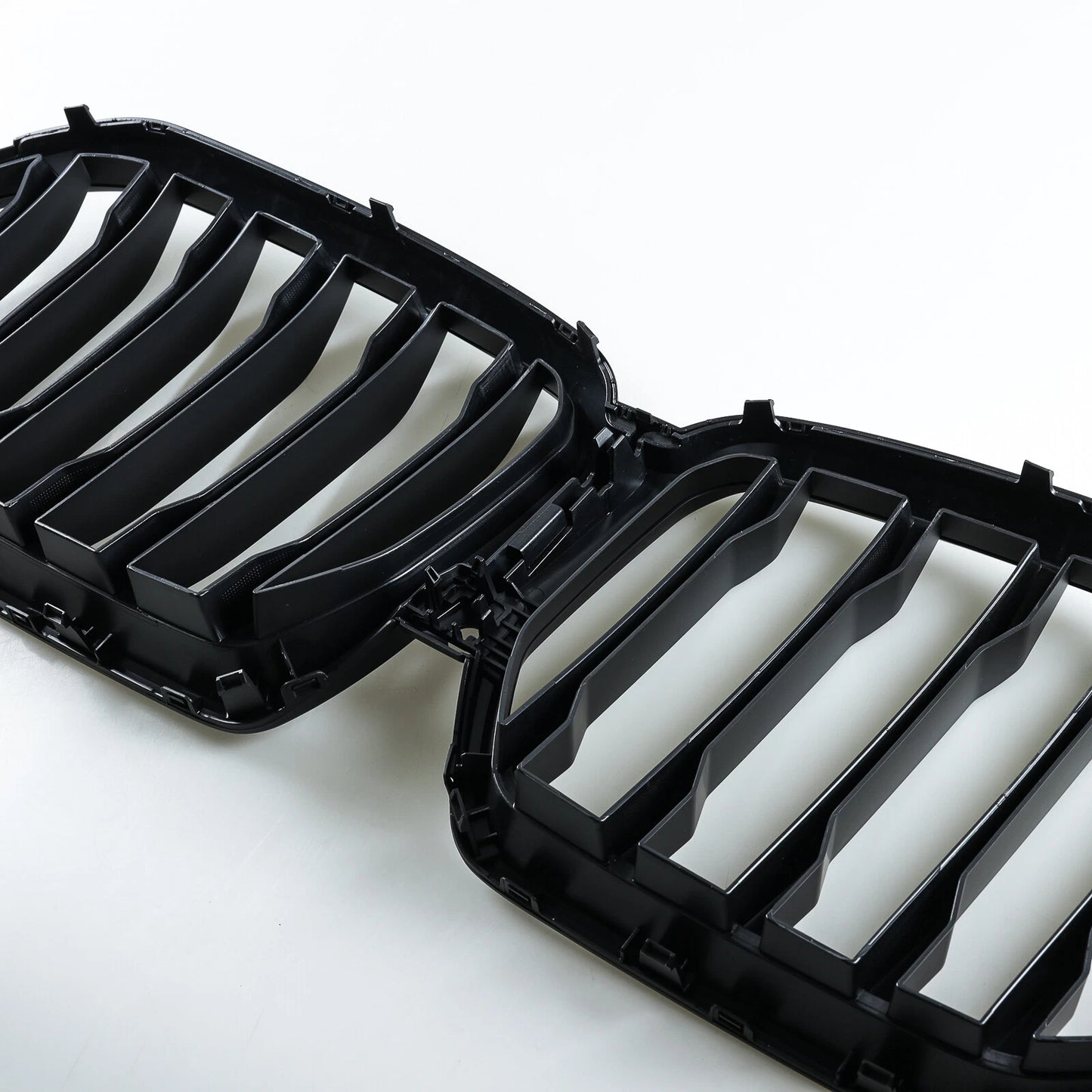 Grille for BMW X6 G06 Matte Black with Camera Hole (2019-2020)