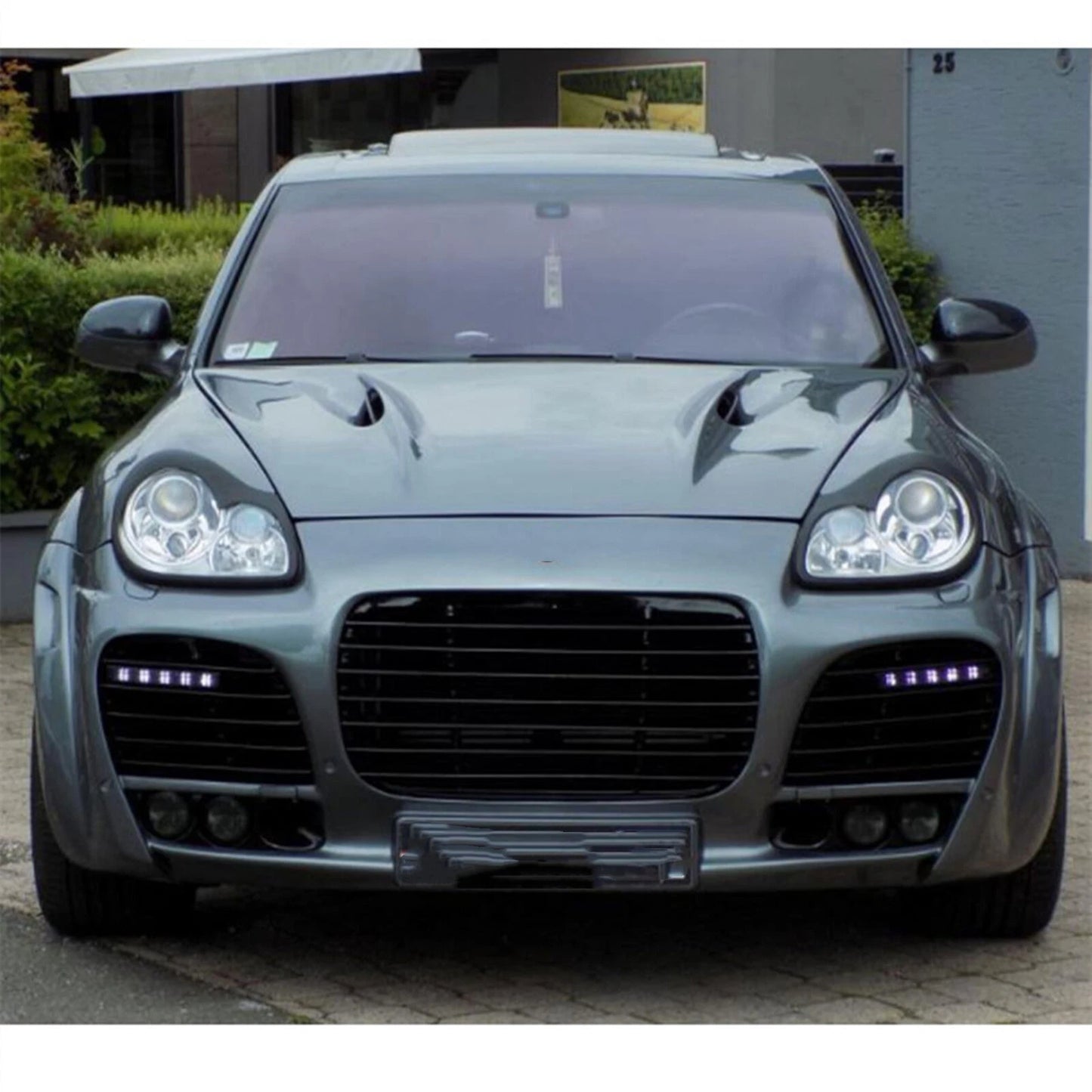 1 Pair Carbon Fiber Headlight Eyebrow Covers for Porsche Cayenne 955 (2002-2007)