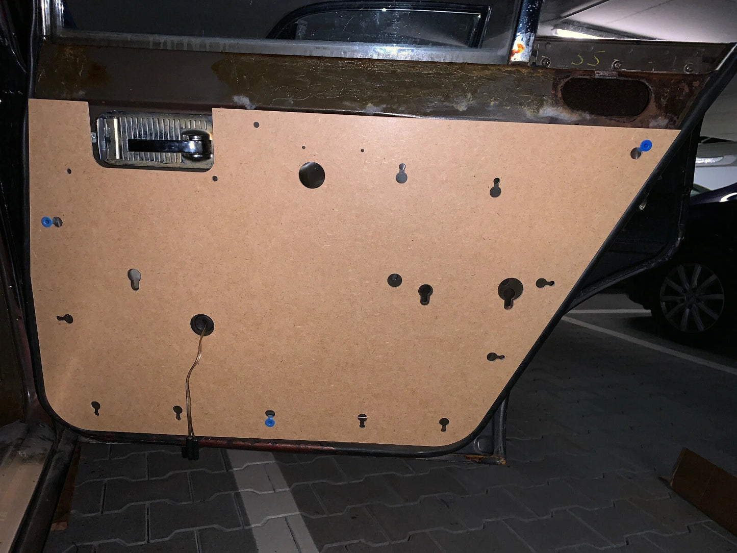 door panel for Jaguar XJ6 SWB (1968–1973)
