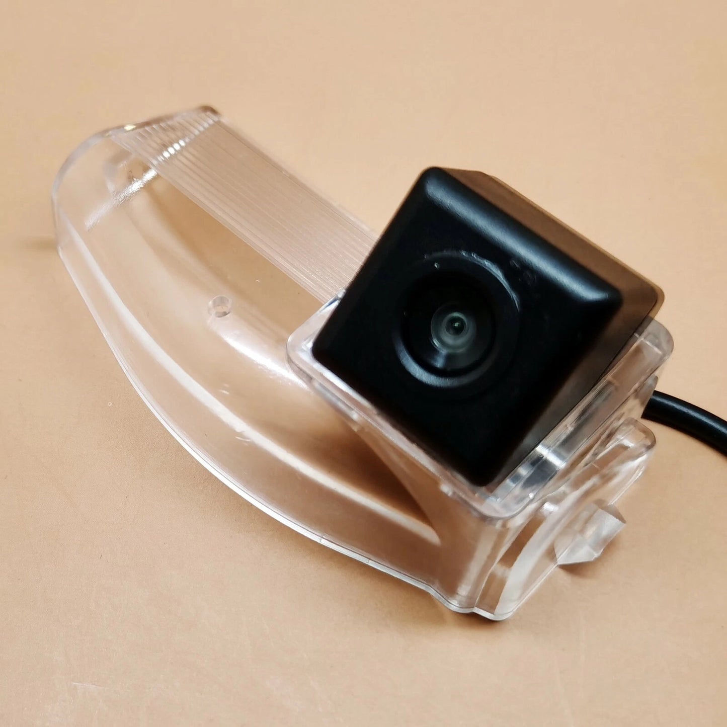 Car / Rear View Backup Camera / Mazda 2 (2007–2015)