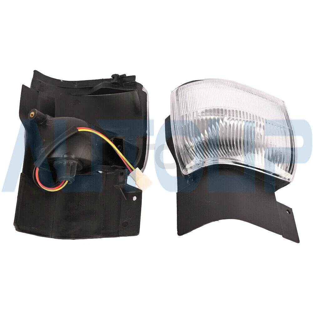 Corner Lamp LH & RH for Nissan UD1800 UD2000 UD2300 UD2600 UD3300 (1995–2010)