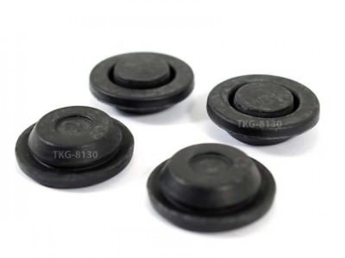 7/8" Rubber Plug for Toyota, Isuzu, Nissan