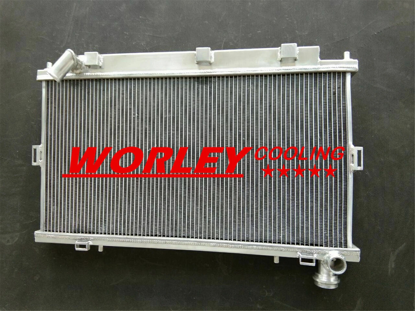 Aluminum Radiator for Holden VE V8 Manual 6.0/6.2L HSV ClubSport SS (2006-2013)