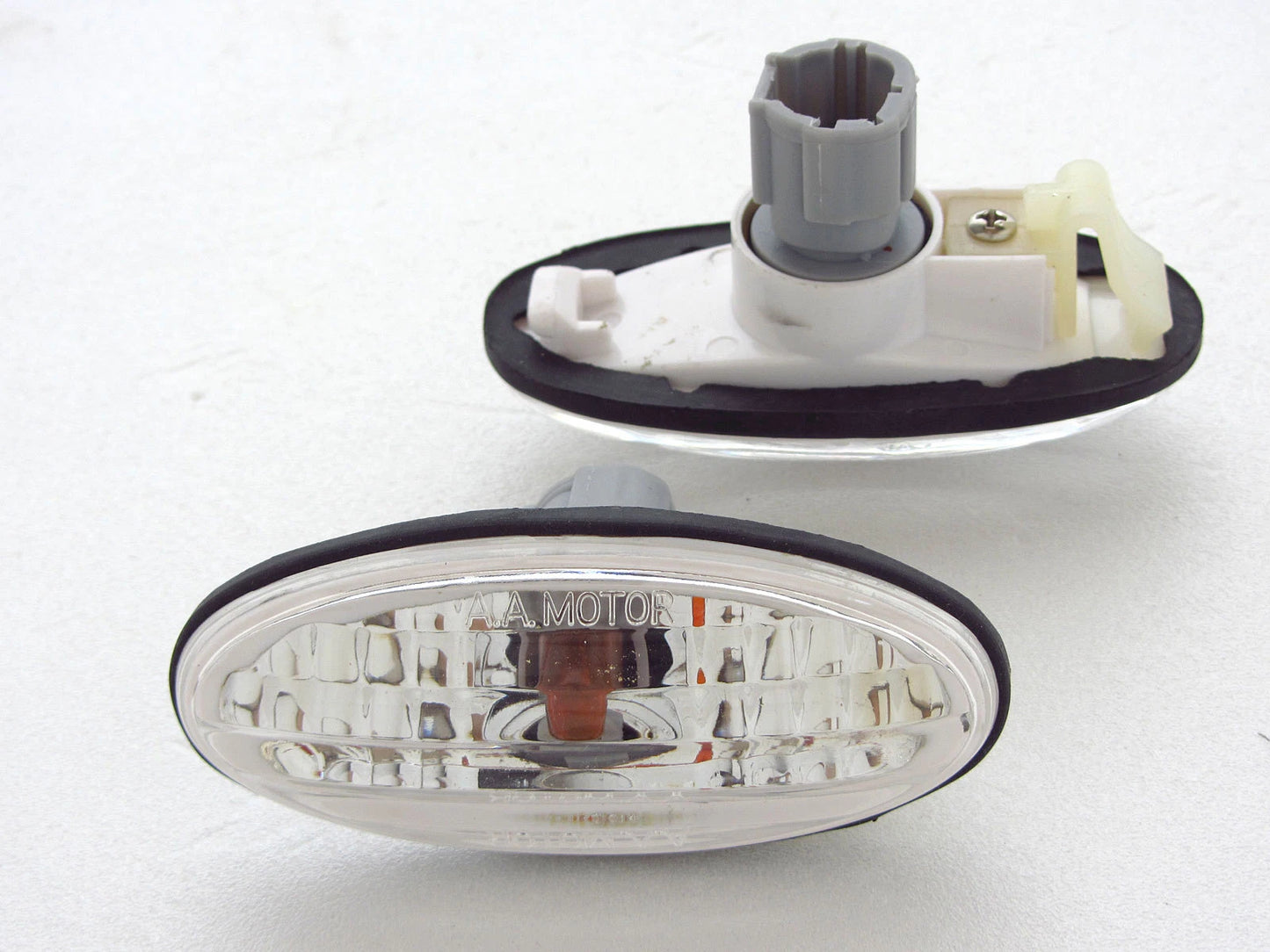 Crystal Guard Side Turn Signal Lights for Nissan Navara D22 (1997-2005)