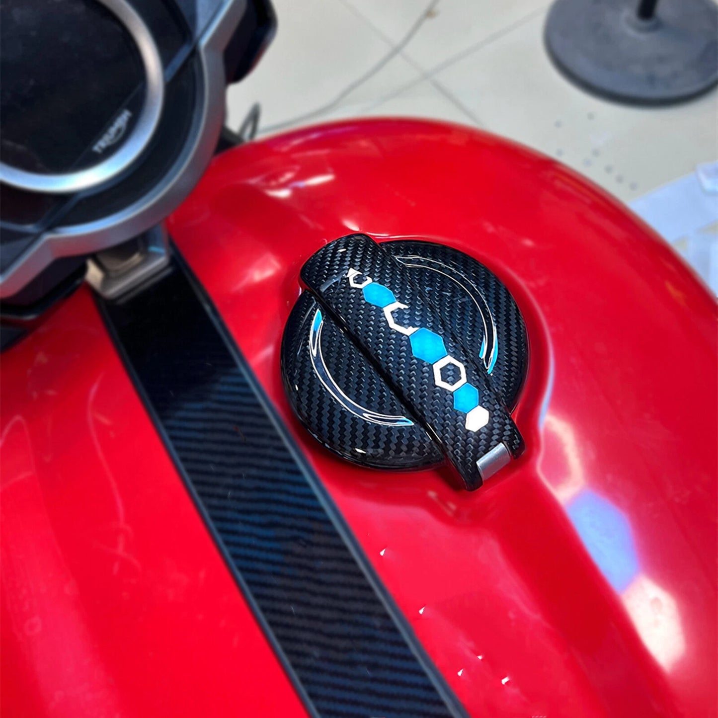 Gas Tank Cap Trim for Triumph Rocket 3 (2020-2022) 3 x Carbon Fiber