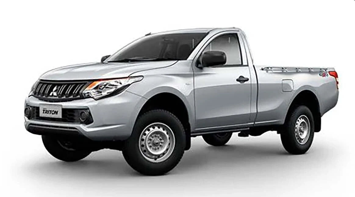 LH Fog Light Cover for Mitsubishi L200 Triton (2015-2018)