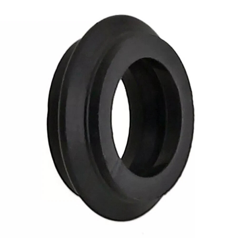 Oil Cooler Outlet Pipe Seal for Land Rover Range Rover Sport LR4 (2010-2018)