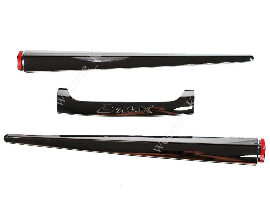 Chrome Tailgate Accent Cover for Isuzu D-Max (2002-2011)