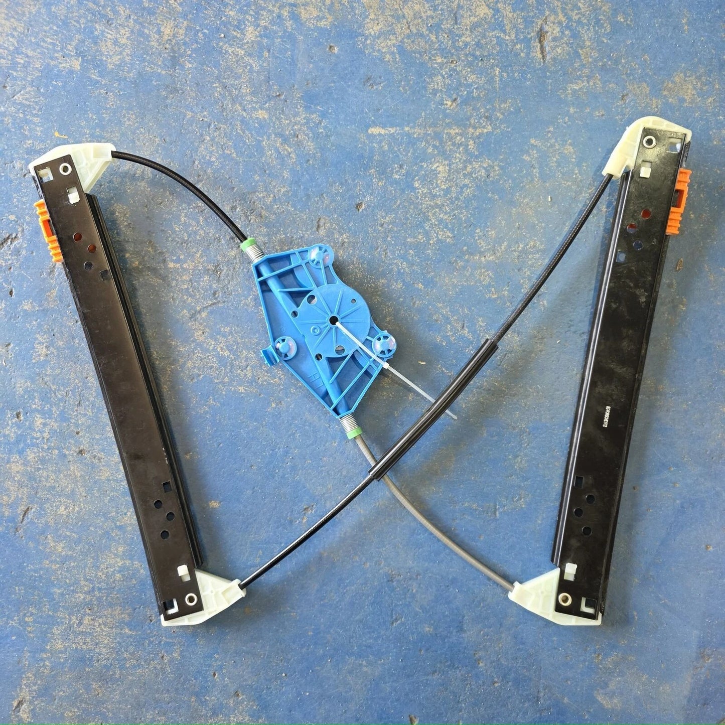Rear LH Window Regulator W/o Motor for Porsche Cayenne / Touareg (2003–2010)