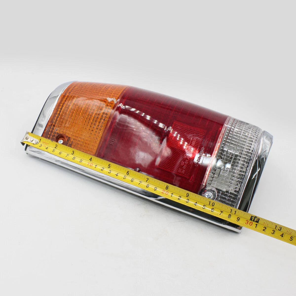 Tail Light Light Set Chrome Edge for Mazda B2000 B2200 B2600 1985-1998