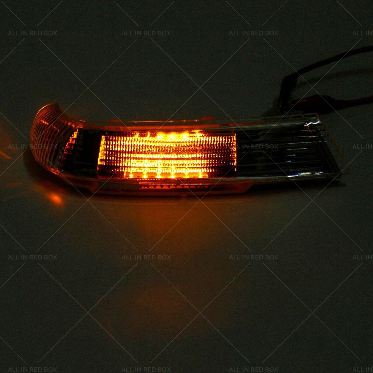 Front Right Wing Door Mirror Indicator for VW Touareg (2003-2006)