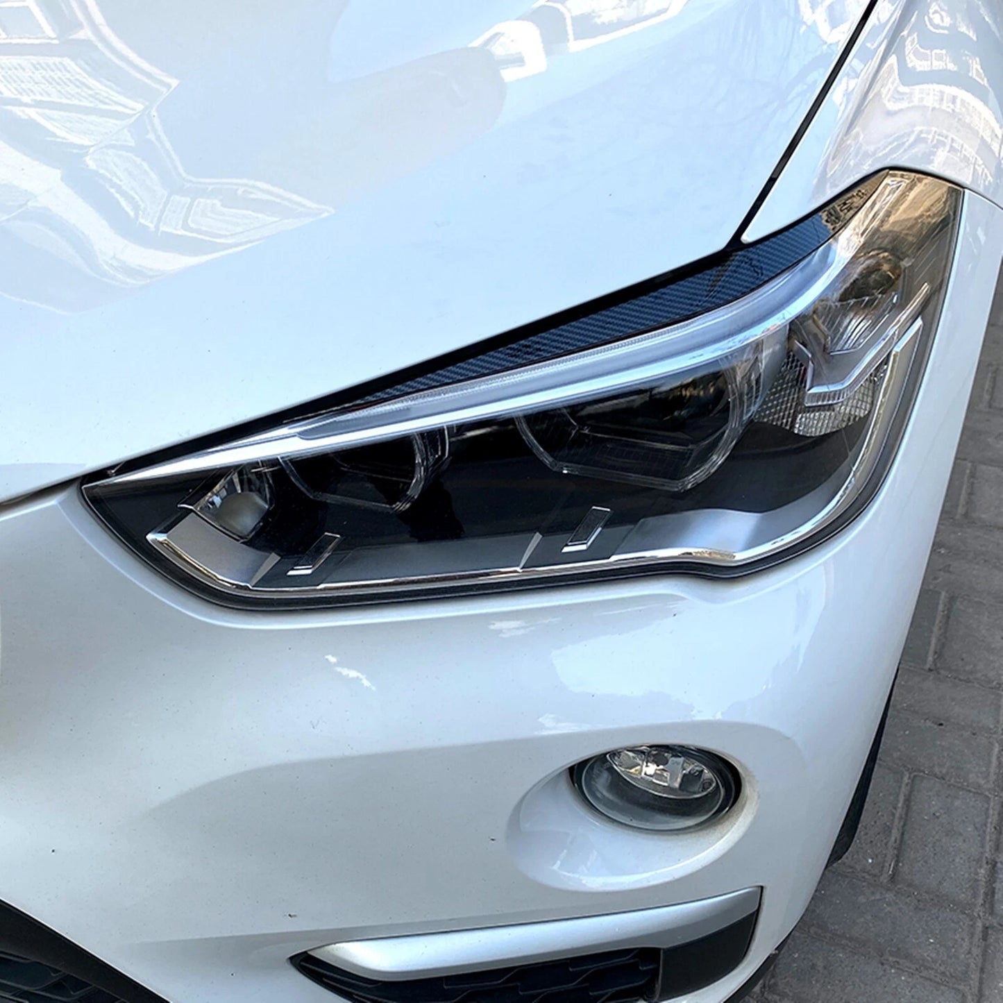 2 x Headlight Eyelid Trim Covers Carbon Fiber Look for BMW X1 (2016-2021)