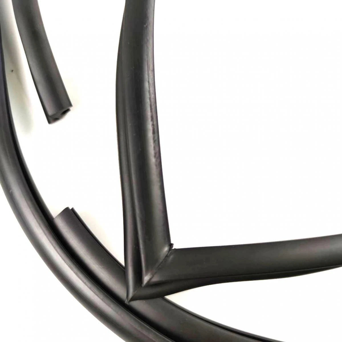 Front Windshield Rubber Seal Weatherstrip Fits Honda City 4D Sedan 2008-14