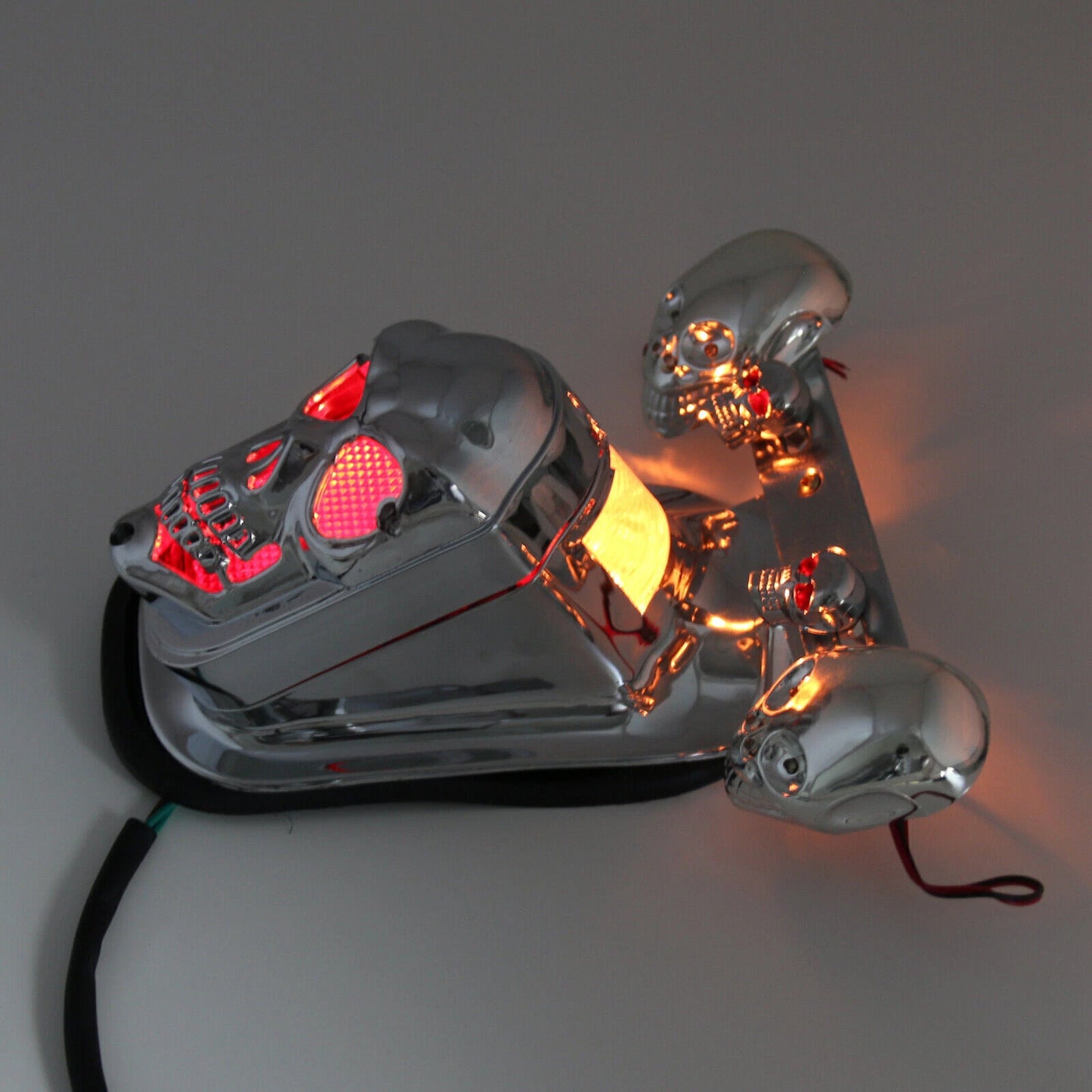 Skull Integrated Turn Signal Taillight for Harley Touring F3 (2014-2023)