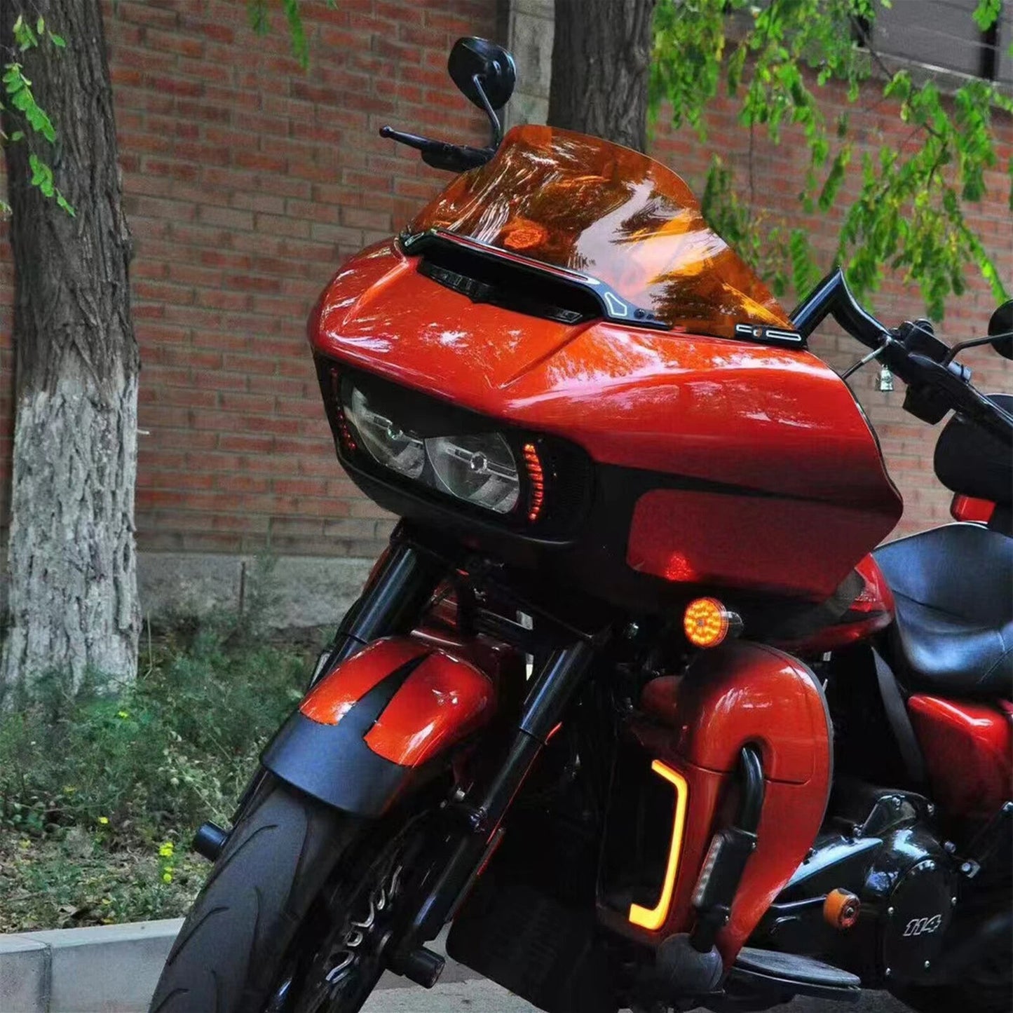 Windshield Wind Splitter Guard for Harley Road Glide FLTRX (2015-2023)
