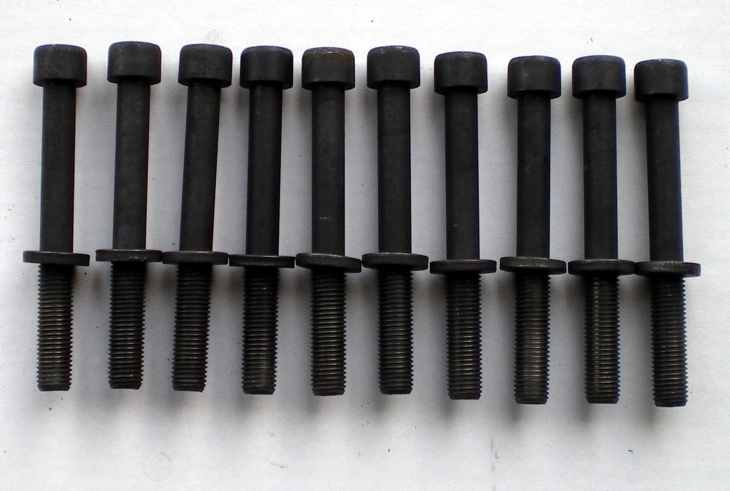 HEAD BOLTS VAUXHALL ASTRA CORSA MERIVA COMBO 1.5D 1.5TD 1.7D 1.7Di 1.7TD 17DTi